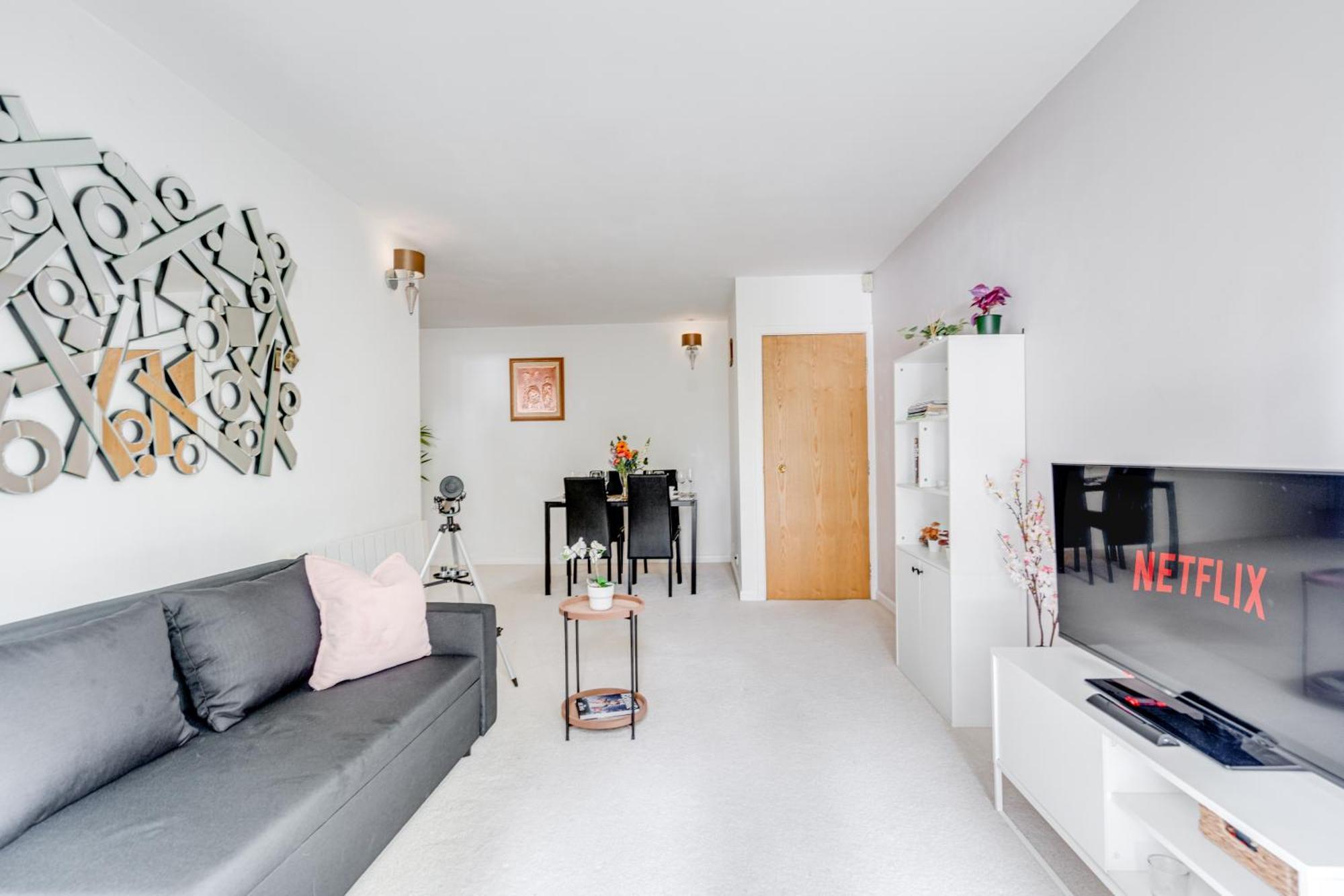 Apartment In Elephant & Castle With Parking Londres Exterior foto
